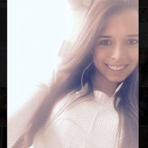 Meet your Posher, Angely