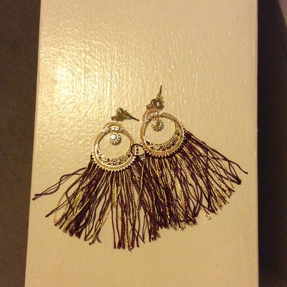 Gold toned maroon & gold material pierced earrings