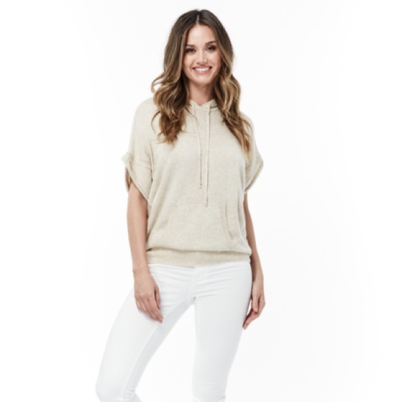 Super soft wool blend hoodie - Picture 2 of 3