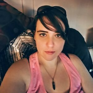 Meet your Posher, Lena