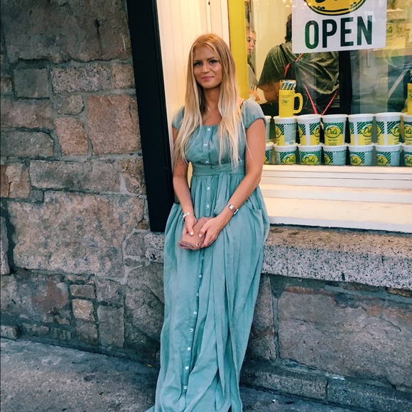 Meet your Posher, Christen - Picture 1 of 1