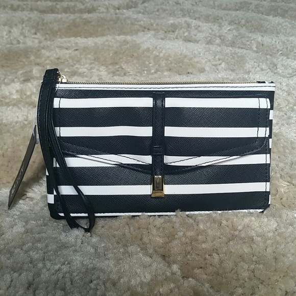 ✨NEW✨Apt. 9 WRISTLET - Picture 1 of 4