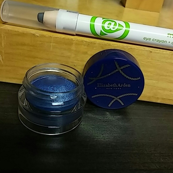 Blue cream eye bundle - Picture 3 of 3