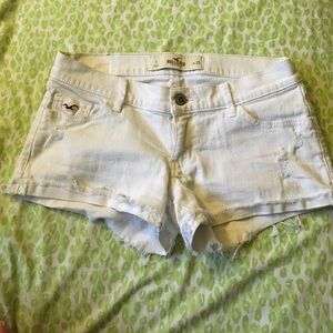 Hollister Jean shorts- White