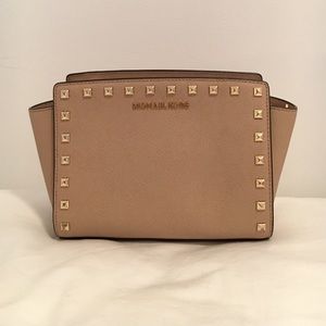Blush Selma Stud Medium Messenger Crossbody