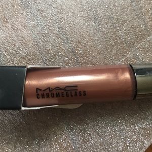 Chromeglass lipgloss
