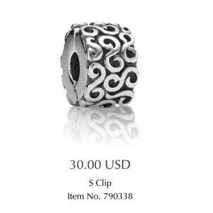🚫SOLD🚫 Pandora Swirl Clip