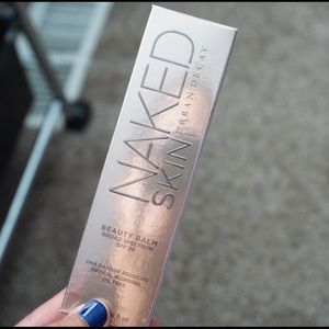 Urban Decay Naked Skin Beauty Balm in Naked Medium