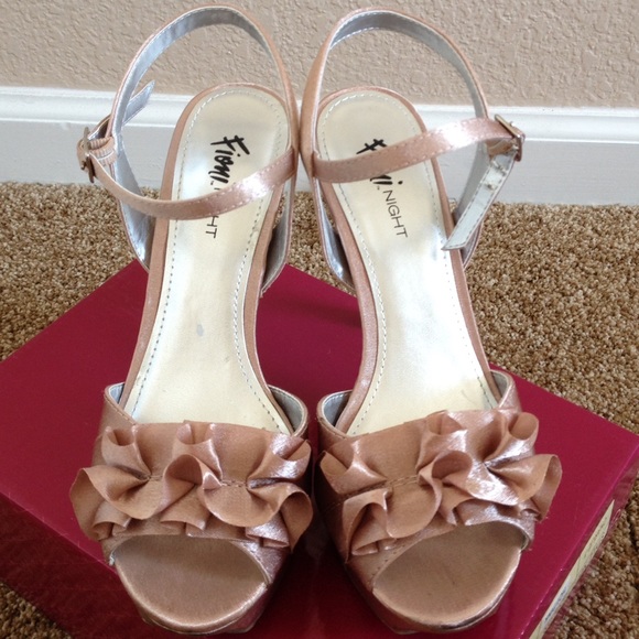 Satin Champagne Blush Heels - Picture 2 of 3
