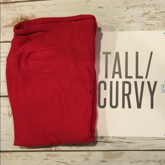 LuLaRoe Other - True red tall and curvy LuLaRoe leggings