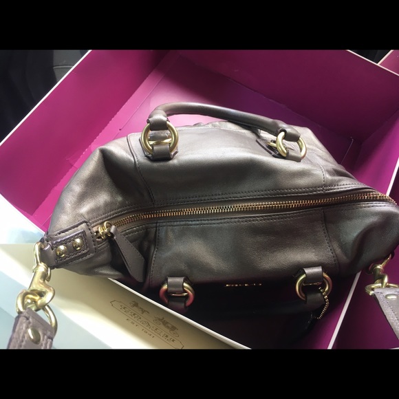 Coach - Picture 2 of 4