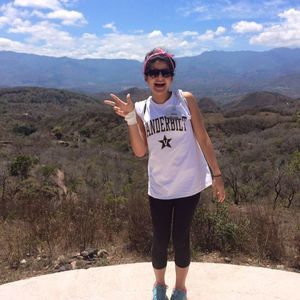 Meet your Posher, Lina