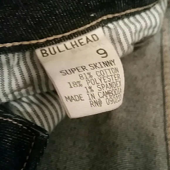 Bullhead Black (from PacSun) Dark Wash Skinny Jean - Picture 3 of 4