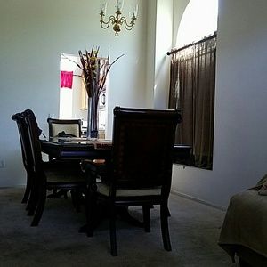 Meet your Posher, Gilbert