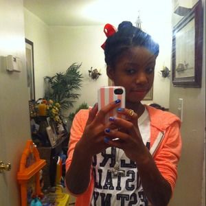 Meet your Posher, Ashley