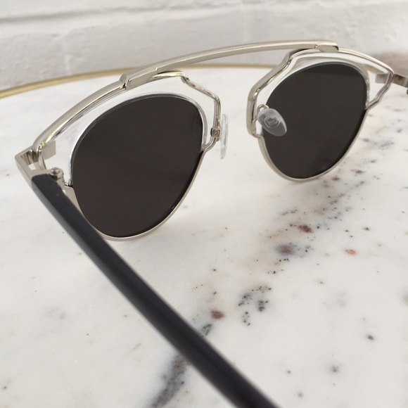 "Ellie" Sunglasses || Clear & Silver Mirror - Picture 3 of 6