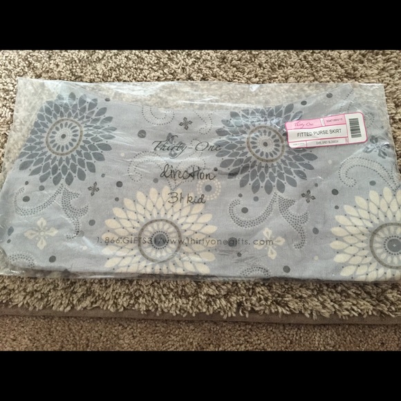 2 thirty one purse skirts