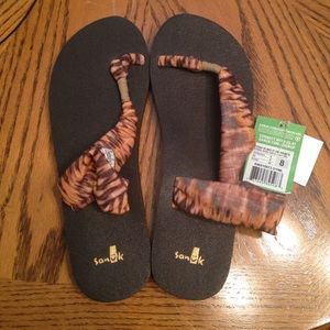 Yoga mat sling it on sandal