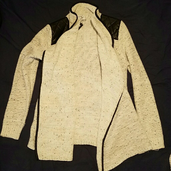 Cardigan/Sweater/jacket - Picture 3 of 4