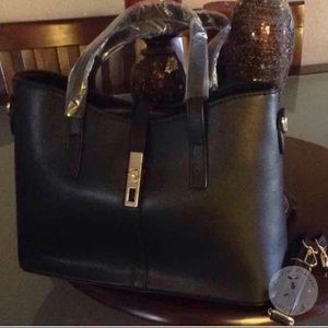 Beautiful New Handbag/Shoulder Bag