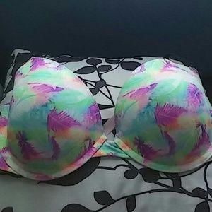 Wear everywhere demi