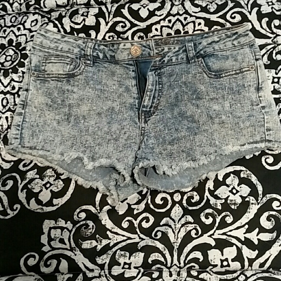 Wax jeans shorts