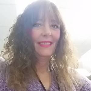 Meet your Posher, Brenda