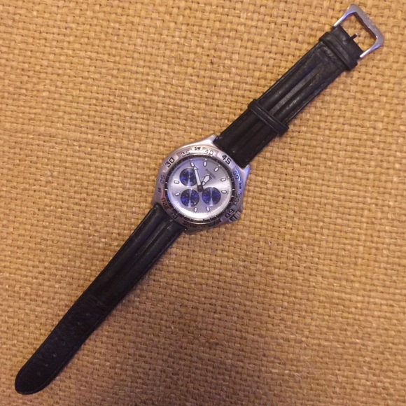 FOSSIL WATCH - Picture 3 of 3