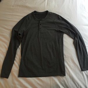 Lululemon Men's Long Sleeve Tee w/ Buttons Henley