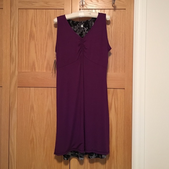 NWT Gaiam reversible dress!