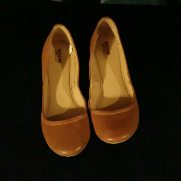 Ballet flats