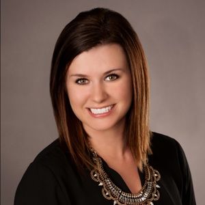 Meet your Posher, Janafer