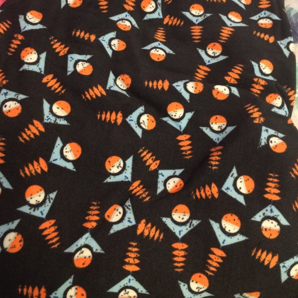 ******SOLD********LuLaRoe Pokemon leggings