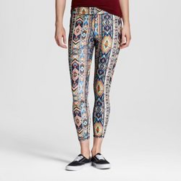 Full length geometric leggings