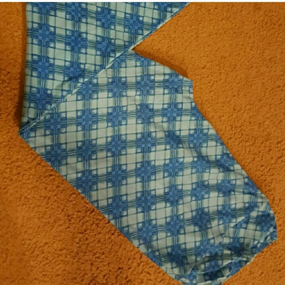LuLaRoe TC leggings EUC!