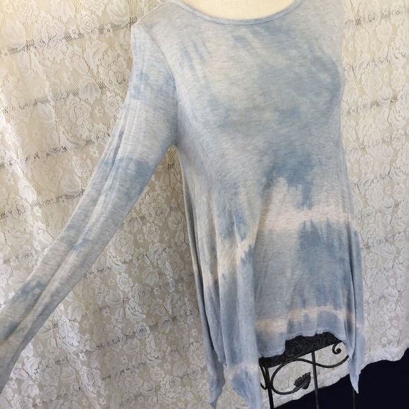 NWOT Long Sleeve Pastel Blue Ombre Blouse