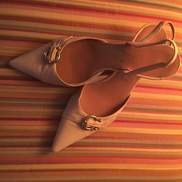 Feragamo Iow dress heels