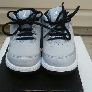 Jordan flight origin 2 BT size 6c toddler