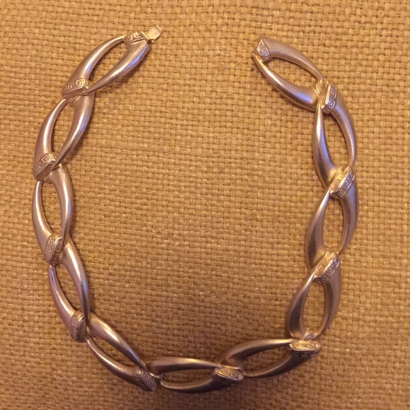 Gold tone necklace