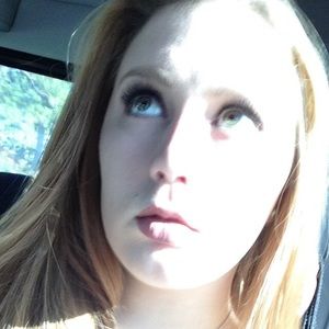 Meet your Posher, Lena