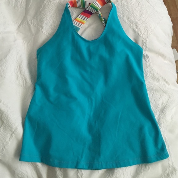 Blue lululemon top