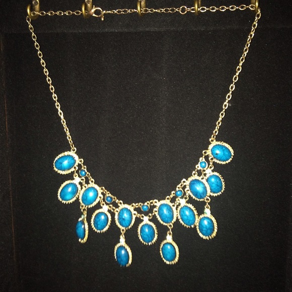 Necklace with blue stones