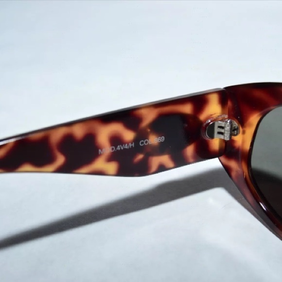 Vintage Versace sunglasses - Picture 4 of 4