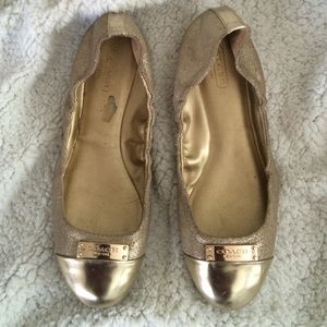 Coach flats, gold