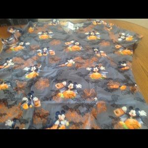 Halloween 2X Disney Mickey Mouse nurses scrubs top