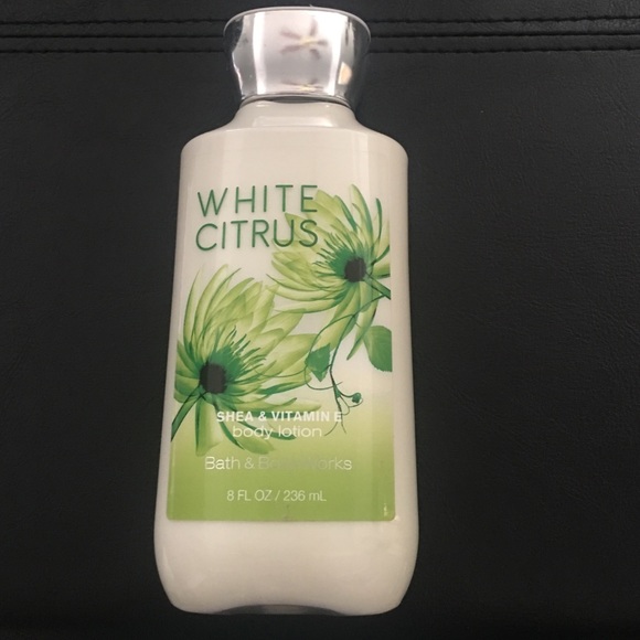 Bath & Body Works : white citrus body lotion