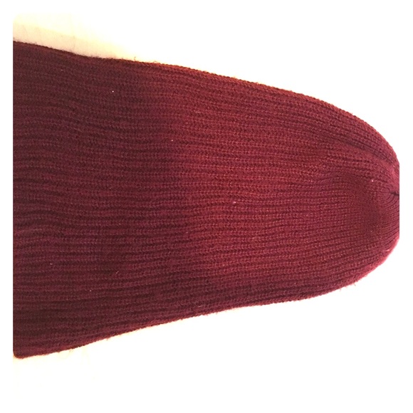 burgundy ribbed beanie