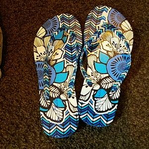 NWOT Vera Bradley flip flops
