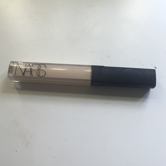 Nars radiant creamy concealer