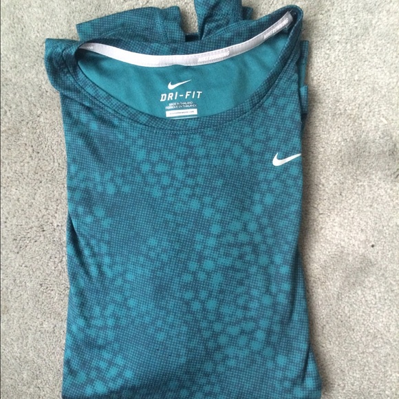 Nike Dri-Fit long sleeve size small